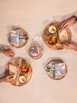 IREKA HOMES - Dinamate Dinner Plates and Bowls