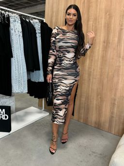 Outzidr - Beige Cotton Ruched Side Slit Party Dress