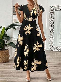 Outzidr - Black V Neck Floral Maxi Vacay Dress