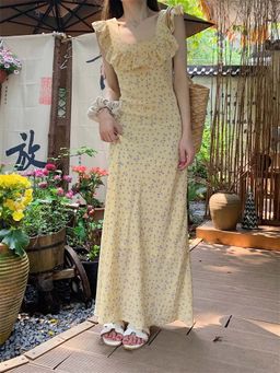 Outzidr - Yellow Printed Ruffle Maxi Vacay Dress