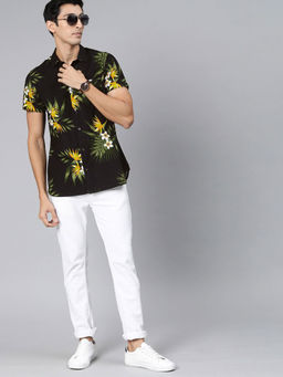 The Bear House - Men's Printed Slim Fit Short Sleeves Black Shirt