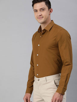 The Bear House - Men's Solid Slim Fit Long Sleeves Brown Shirt