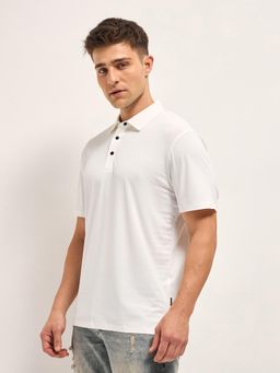 The Bear House - White Men Solid Slim Fit Performance Polo T-Shirt