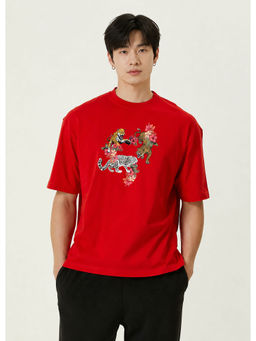 MISCHIEF MONKEY - Men Red Oversized T-Shirt