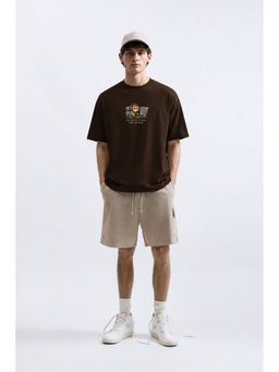 MISCHIEF MONKEY - Men Brown Oversized T-Shirt