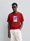 Red color option, Sold out, Currently selected