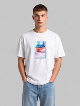 MISCHIEF MONKEY - Men White Oversized T-Shirt