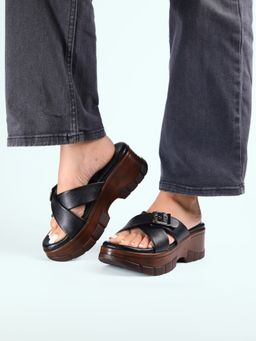 Monrow - Lila Black Platform Heels