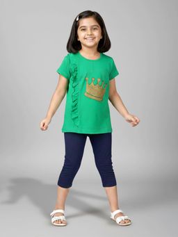 KiddoPanti - Girls Crown Printed Half Sleeve T-Shirt and Capri