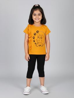 KiddoPanti - Girls Stay Pawsitive Printed Half Sleeve T-Shirt and Capri