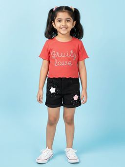 KiddoPanti - Girls T-Shirt and Shorts