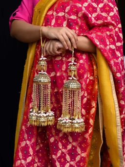 AG'S - Gold Plated Pearl Hanging Kaleera With Kodi & Carved Leaves