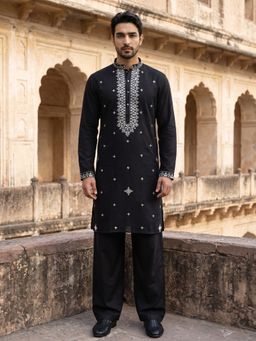 Jompers - Men'S Embroidered Kurta with Pyjama.