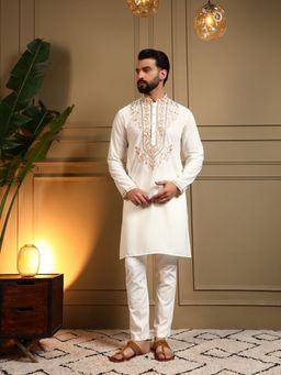 Odette - White Silk Blend Embroidered Kurta with Pyjama For Men