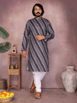 Odette - Black And Grey Silk Blend Printed Kurta with Pyjama For Men