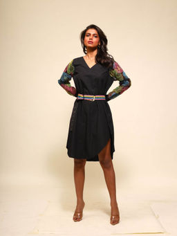 September Spring - Black Waterlily Shift Dress with Belt (Set of 2)