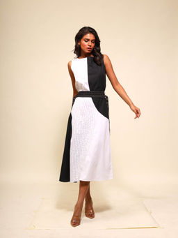 September Spring - Black Wave Dress with Belt (Set of 2)