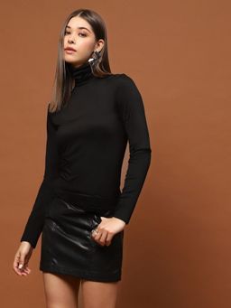 Sera - Chic Black High Neck Minimal and Timeless Fitted Top