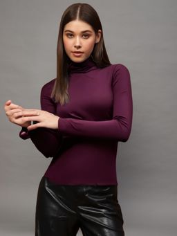 Sera - Wine Bold and Elegant Minimal Wear Fitted Top