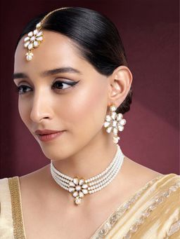 Peora - Kundan Faux Pearl Floral Choker Necklace Earrings with Maang Tikka Set for Women