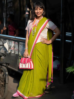 Suta - Green Solid Mul Cotton Saree