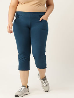 theRebelinme - Plus Size Women's Ink Blue Solid Color Calf Length Capri
