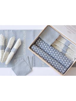 ADYA - Grey Floral Table Mat Set