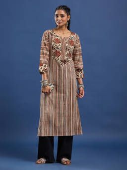 Sufiza Lifestyle - Beige Woman Printed Block Print Kurta