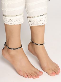 VIRAASI - Silver-Toned Owl Design Beads Adjustable Anklet