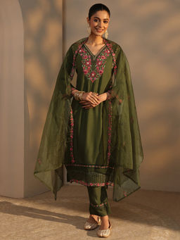 Libas - Green Embroidered Three Fourth Sleeves Kurta Pant & Dupatta