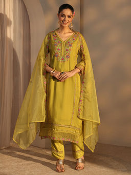 Libas - Green Embroidered Three Fourth Sleeves Kurta Pant & Dupatta