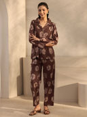 Brown color option, Currently selected
