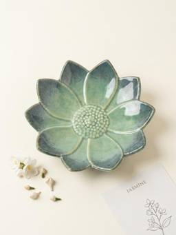 The Golden Theory - Dual Tone Blue Flower-Shaped Platter
