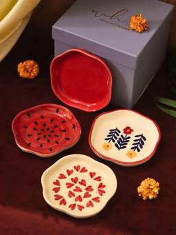 WEAVING HOMES - Set of 4 Heart, Red, Watermelon & Floral Bloom Dessert Plates