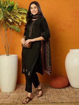 Vaamsi - Women Black Silk Blend Solid Embroidered Straight Suit (Set of 3)