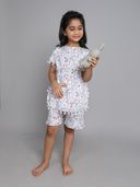 White color option, Sold out, Currently selected
