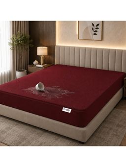 MATTRESS PROTECTOR - Maroon Ultra Soft Breathable Fitted Waterproof Mattress Protector