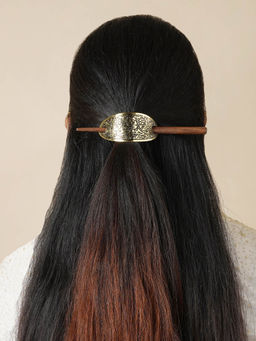 Teejh - Akanksha Old Lossy Bun Stick