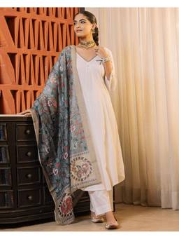 Ambraee - Women Off White Solid Lace Work Anarkali Kurta with Pant and Dupatta