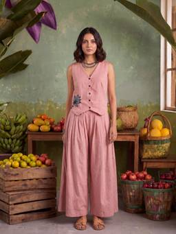 Ambraee - Women Pink Floral Embroidered Co-Ord Set