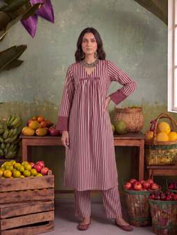 Ambraee - Women Maroon Stripes Printed Co-Ord Set
