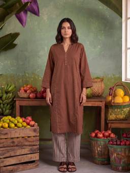 Ambraee - Women Brown Solid Thread Work Kurta with Pant