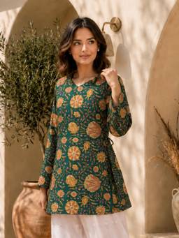 KAFTANIZE - Women Green Floral Printed Short Kurti