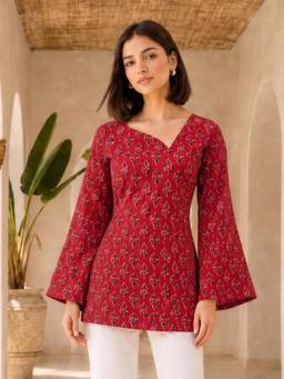 KAFTANIZE - Women Red Floral Printed Short Kurti