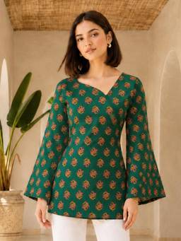 KAFTANIZE - Women Green Floral Printed Short Kurti