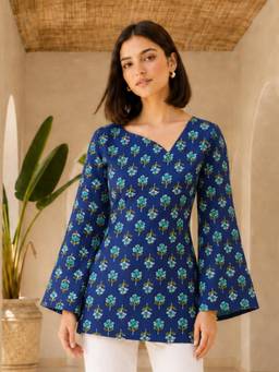 KAFTANIZE - Women Blue Floral Printed Short Kurti
