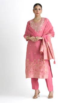 Women Plus - Pink Floral Embroidered Kurta with Pant and Dupatta