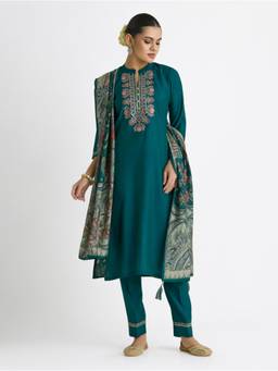 Women Plus - Teal Floral Embroidered Kurta with Pant and Dupatta