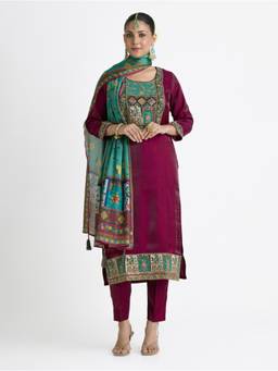 Women Plus - Wine Printed Sequined Work Kurta with Pant and Dupatta
