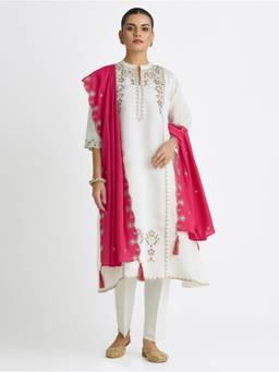 Women Plus - White Embroidered Kurta with Pant and Dupatta